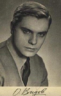 ����� ����